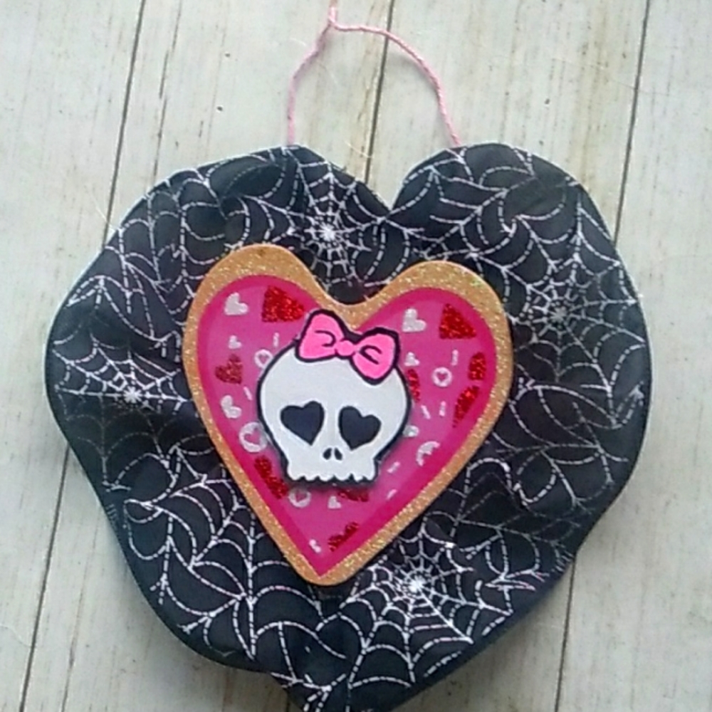 Monster High Pink and spider web Heart Shaped Decoration Sign
